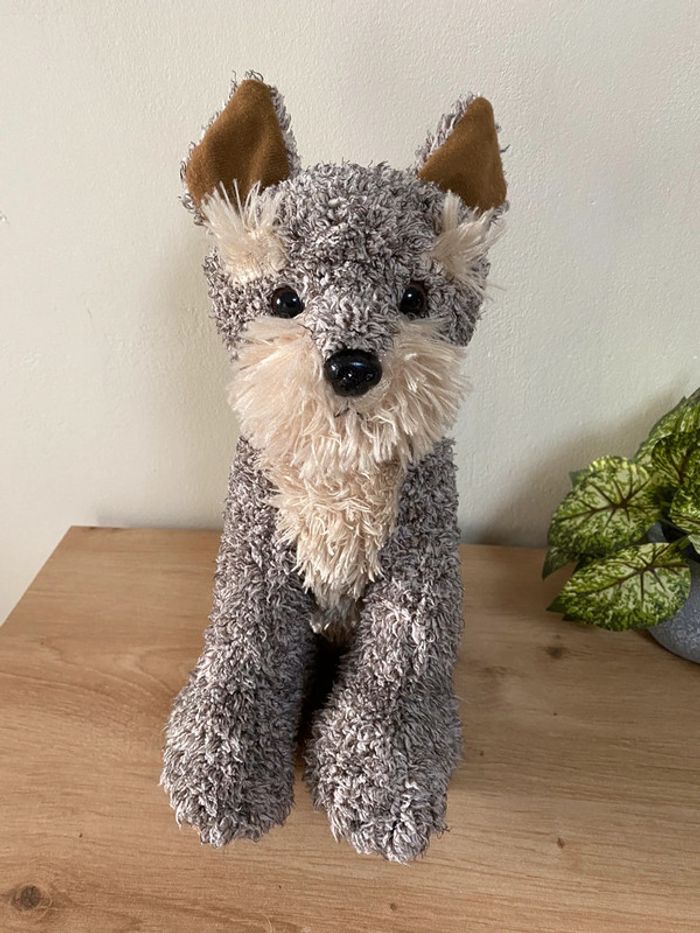 Doudou peluche chien Schnell gris marron les petites Marie