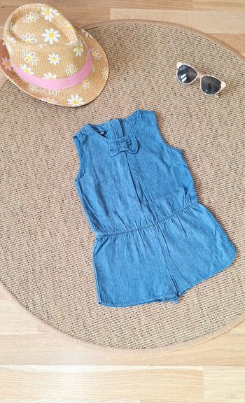 Combishort fille en 9 mois