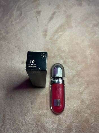 Gloss kiko 10