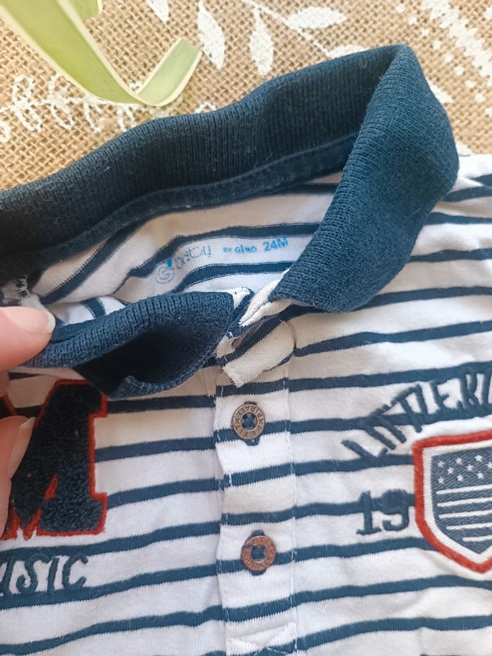 🐼 Tee-shirt à col taille 24mois - photo numéro 2