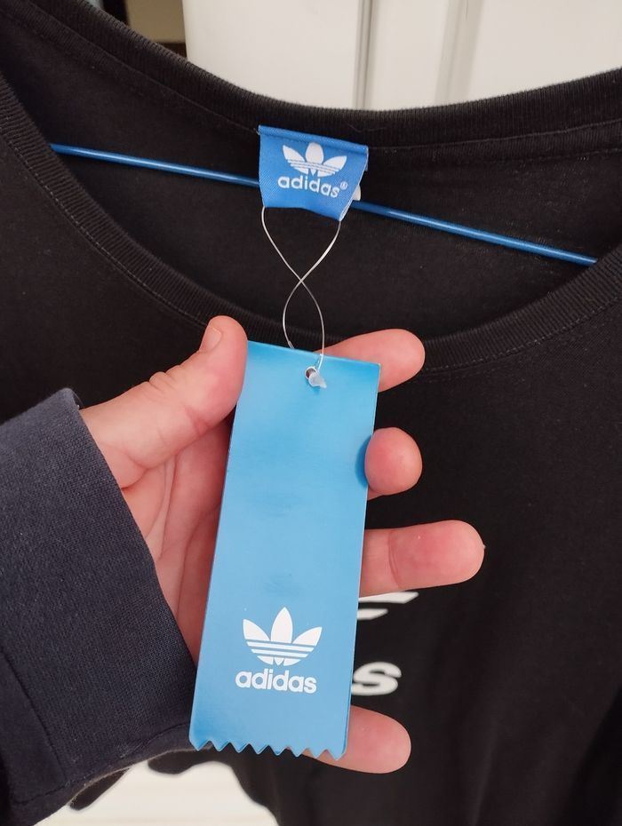 Tee-shirt Adidas unisexe neuf taille XL - photo numéro 3
