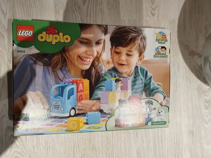 Lego Duplo 10915 - Le camion de lettres - photo numéro 2