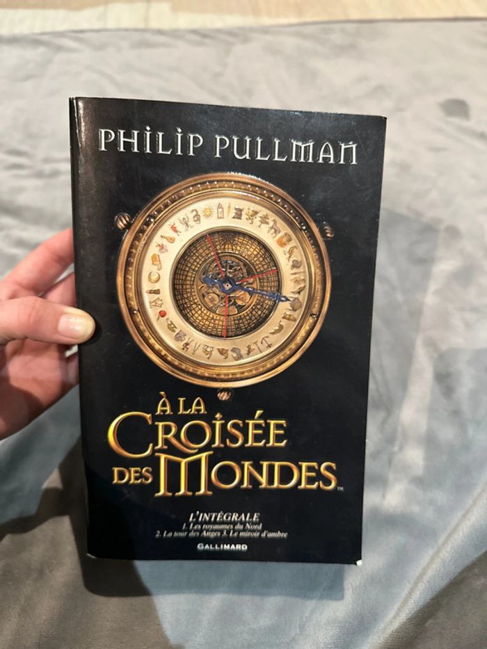 Livre à la croisée des mondes