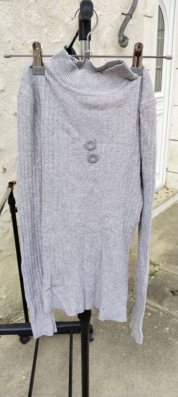 Pull col roulé