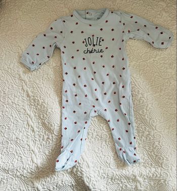 Lot de 43 pyjamas multiples marques hiver printemps été 