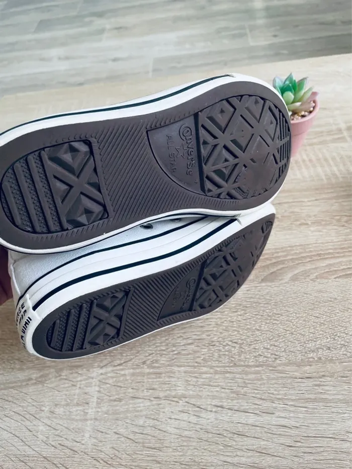 Converse édition limitée pointure 34 - photo numéro 6