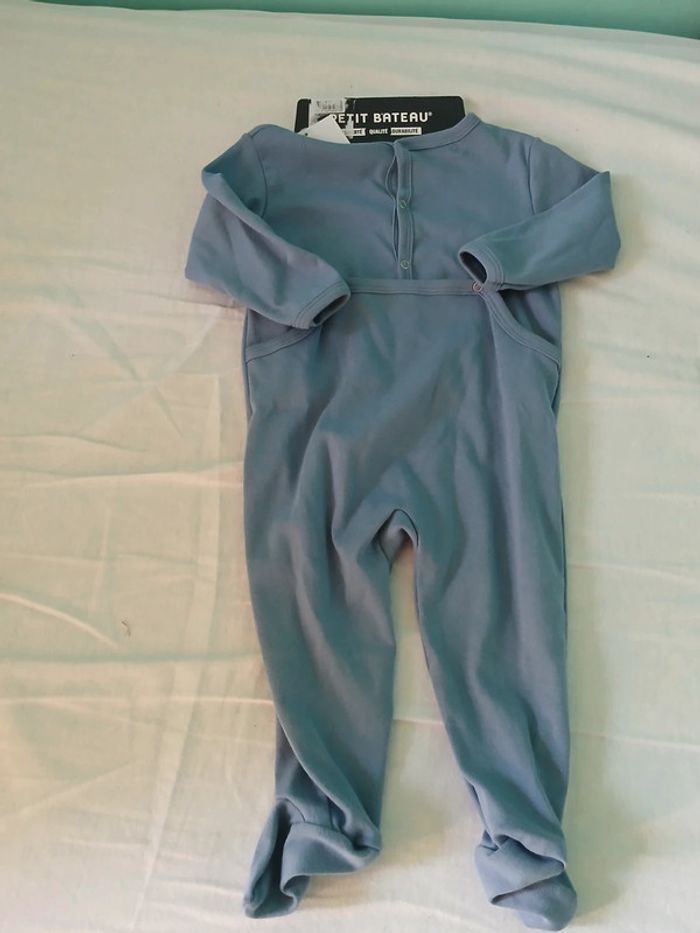 pyjama neuf - photo numéro 2