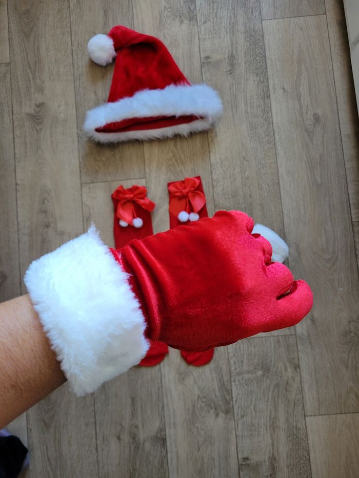 Accessoires tenue mère Noël 🤶 - photo numéro 7