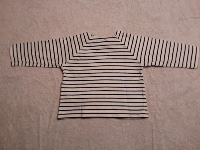 Tee-shirt Natalys 6 mois (réf perso D22)(familleac72) - photo numéro 2