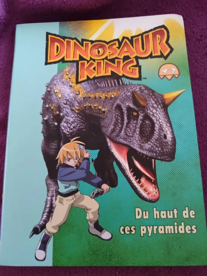 Dinosaure king : du haut de ces pyramides