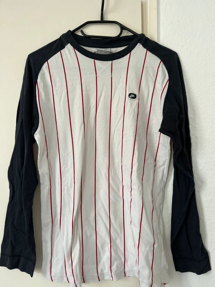 haut nike