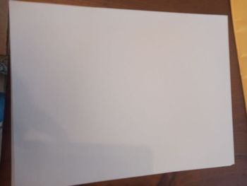 Pochette 9 papier blanc à dessin 24x32 cm.