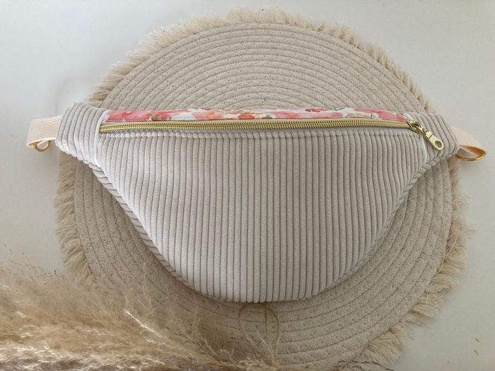 Sacoche banane couleur beige