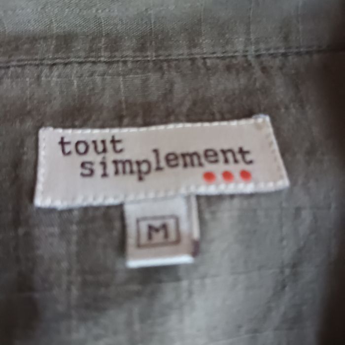 Lot 4 hauts homme Taille M ...jolies marques !!! - photo numéro 3