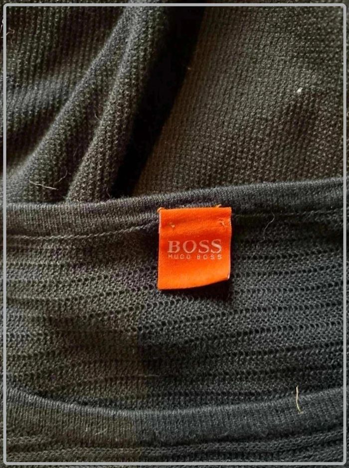 Magnifique  robe  taille 36  marque  Hugo boss - photo numéro 8
