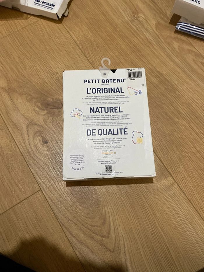 Lot de trois slips garçons neufs petit bateau - photo numéro 3