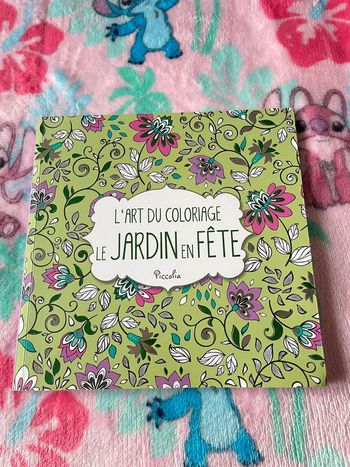 Livre de coloriages l’art du coloriage le jardin en fête
