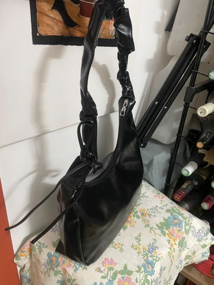 Sac à Épaule Plissé en Cuir Synthétique noir Doux pour Femme - photo numéro 8