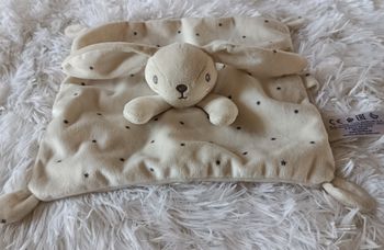 Doudou carré plat lapin blanc -; étoiles - Simba 