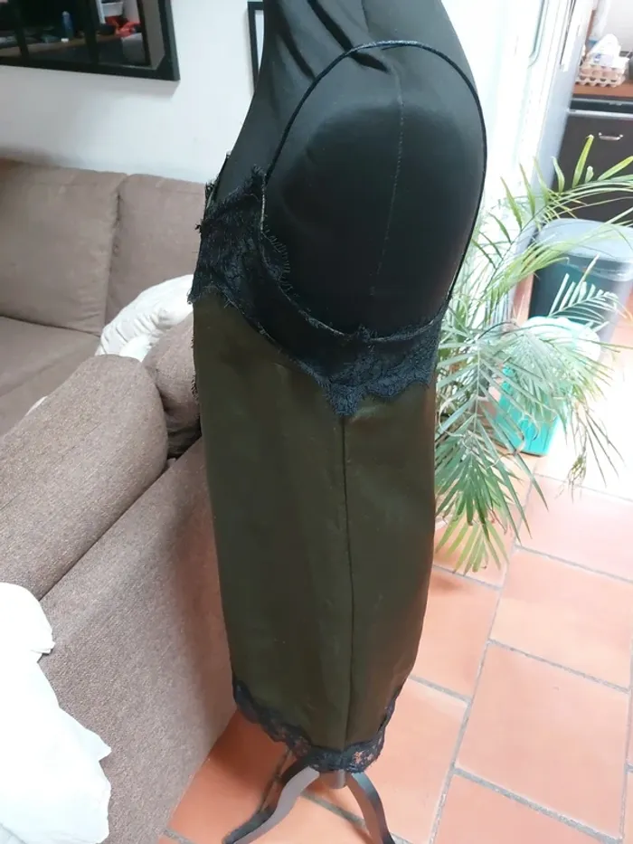 Robe dentelle - photo numéro 6