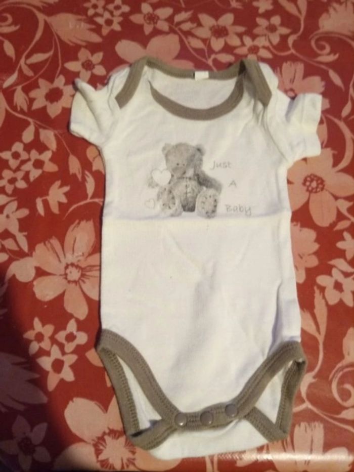 Lot de 9 bodys pour garçon taille 3 mois - photo numéro 7