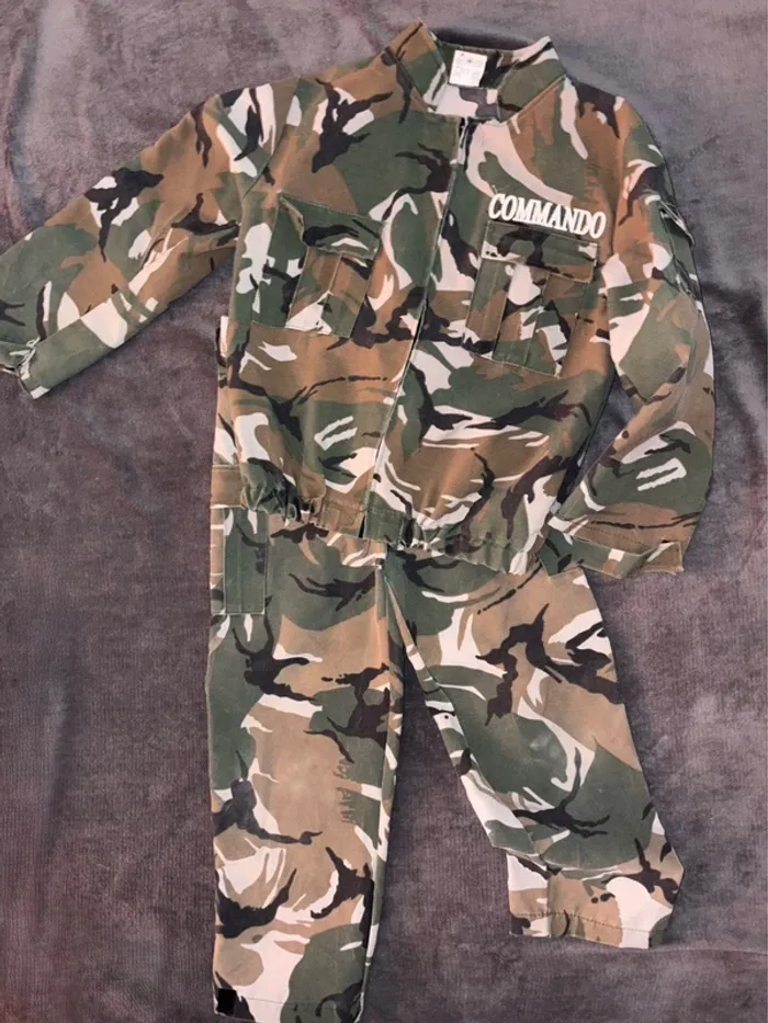 Déguisement commando camouflage garçon taille 8 ans en très bon état - photo numéro 3