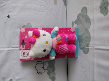 Hello Kitty Peluche Hochet - 20 cm