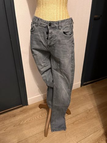 Jean gris