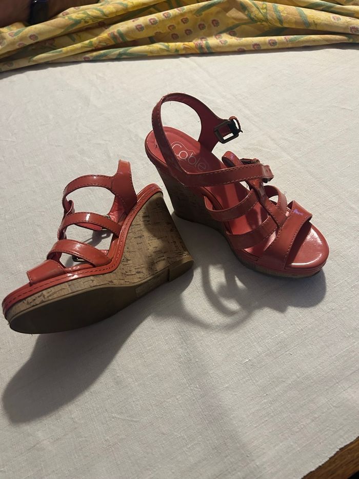 Nue pied