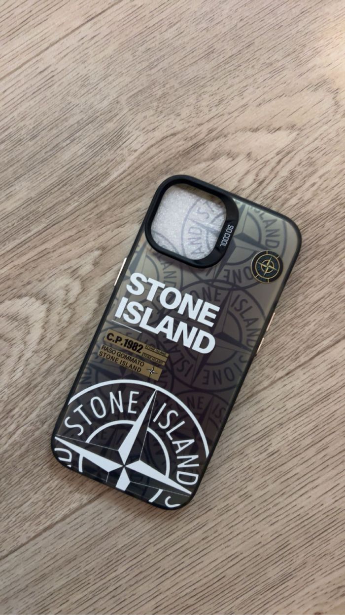 Coque iPhone stone island