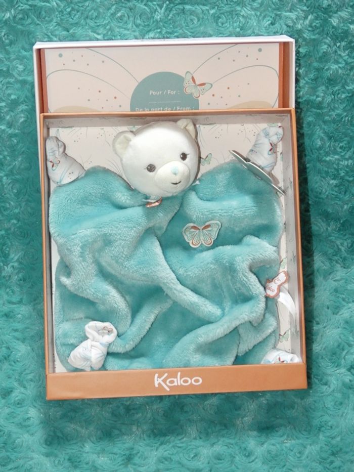 Doudou plat ours vert ( turquoise) Kaloo plume papillon 🐻Neuf