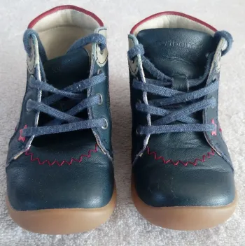 Chaussures en cuir Vertbaudet taille 21 (réf perso N5)(familleac72)