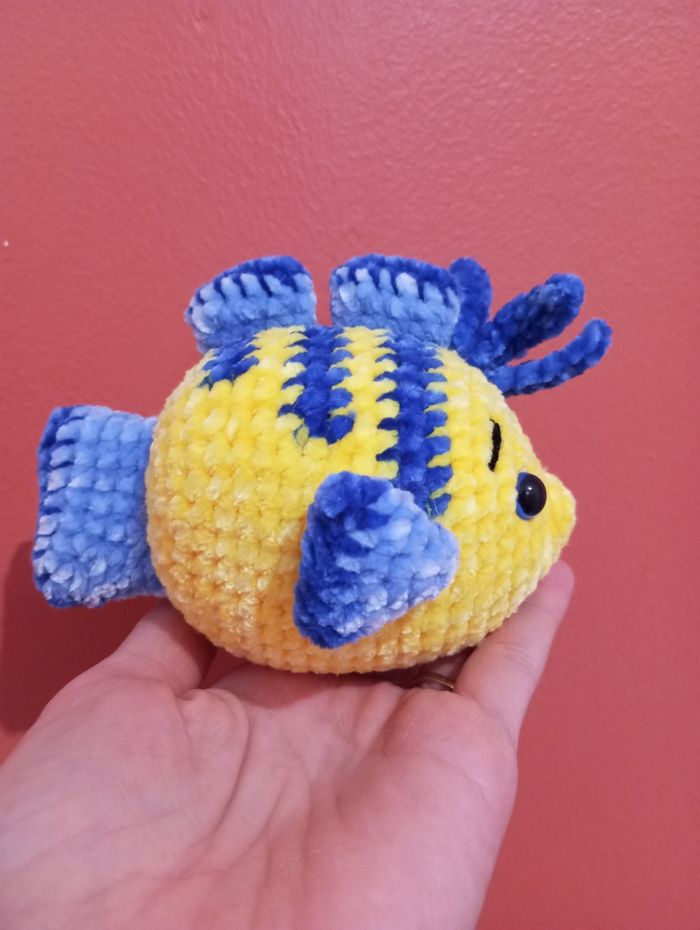 Joli petit poisson au crochet - photo numéro 5