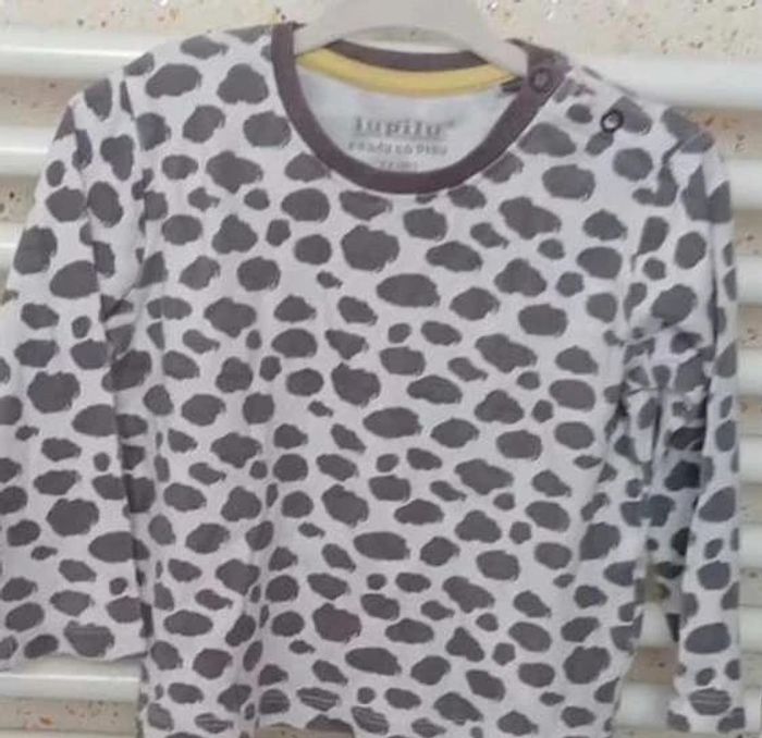 Tee  shirt manche longue blanche  tache grise  Lupilu  Taille  6  /  12  mois - photo numéro 2
