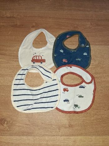 Lot de 4 bavoirs