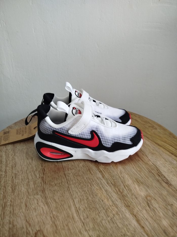 Baskets Nike T 27.5 - photo numéro 6