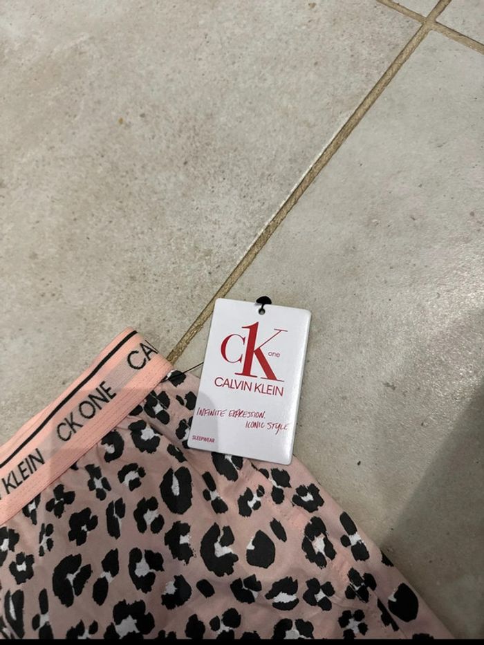 Short de nuit Calvin Klein - photo numéro 2