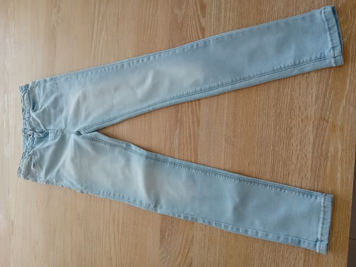 Lot 5 jeans fille 14 ans - Très bon état - photo numéro 2