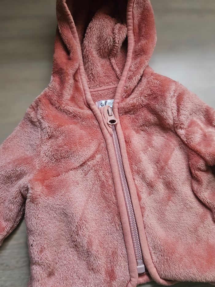 Gilet a zip 1 mois - photo numéro 2