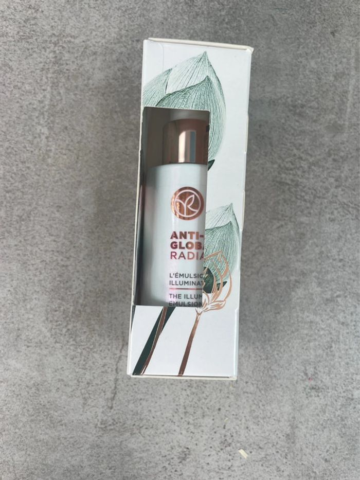 Émulsion Yves Rocher Anti Âge Global neuf