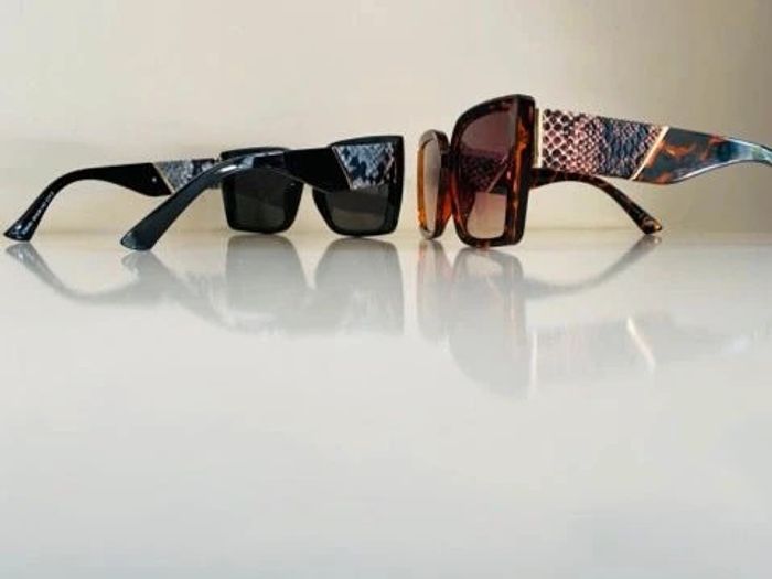 Lot de deux lunettes de soleil marron et noir UV protection catégorie 3 - photo numéro 3