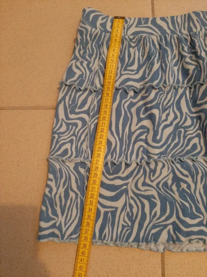 Jupe taille M convient aussi S - photo numéro 2
