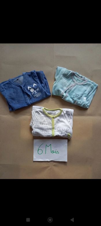 Lot 3 pyjamas 6 mois