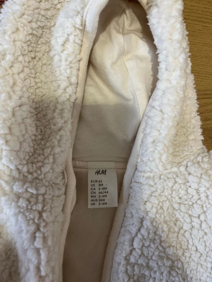 Gilet taille 62 cm H&M - photo numéro 2