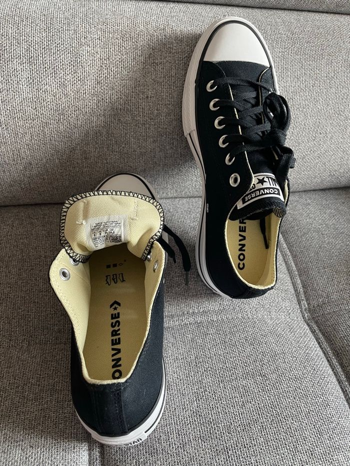 Converse 39 plate-forme basse noire Neuve sans étiquette sans boîte - photo numéro 8