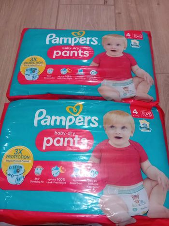 Couches pampers pants taille 4 