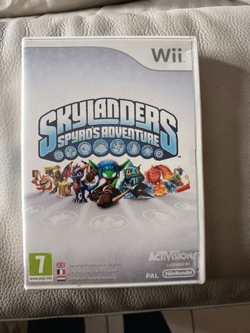 Jeu Skylanders spyros adventure wii