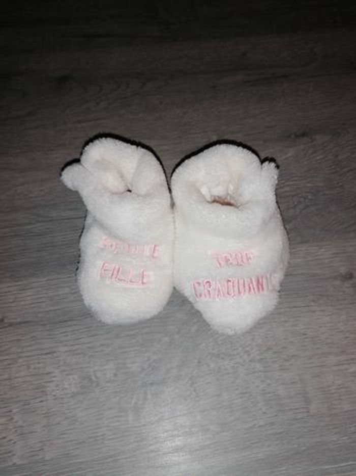 Chaussons bébé neufs 0/3 mois