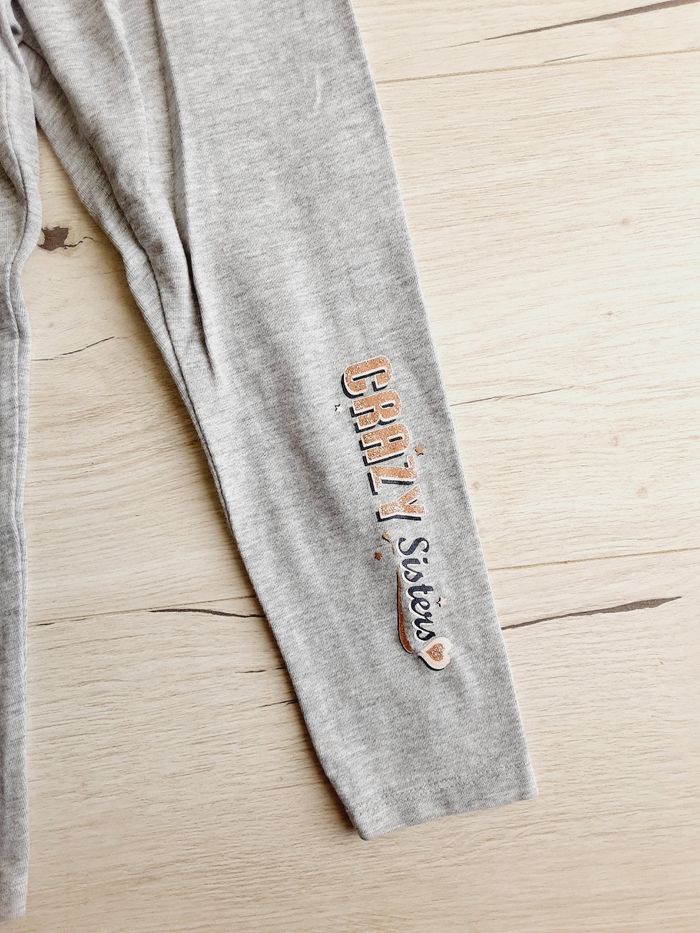 Vêtement fille legging gris élastique brillant LH 4 ans - photo numéro 2