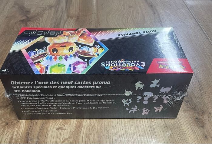Pokémon coffret boîte surprise Evoli évolutions prismatiques écarlate et violet 8.5 - photo numéro 4